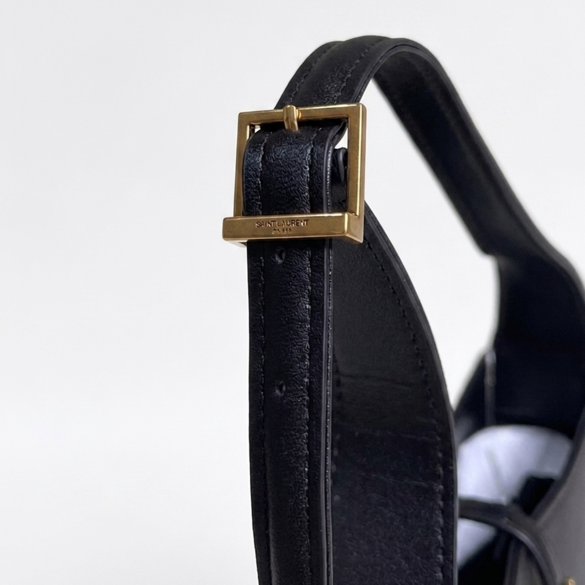 کیف زنانه ایو سن لوران Premium Leather | تمام چرم | وارداتی - تصویر 6